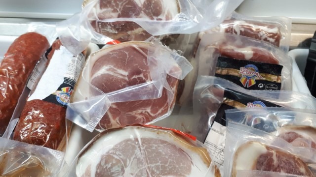 Surtido de embutidos, lacon casero del Bierzo